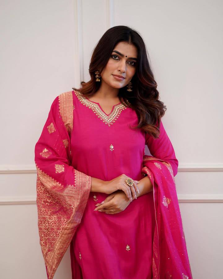 Pink Viscose Chanderi Kurti Set with Jacquard Dupatta