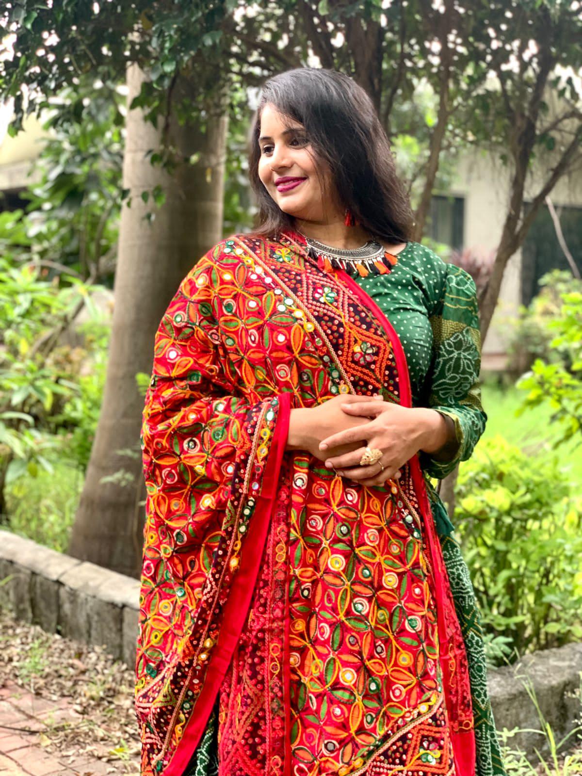 Pavitra Bandhej Navratri Lehenga Choli - Anant Exports