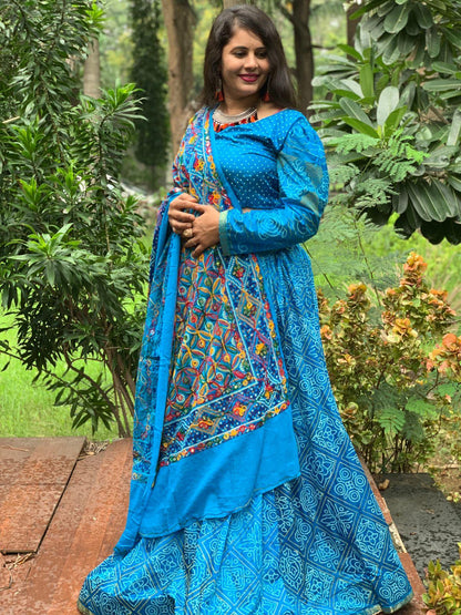 Pavitra Bandhej Navratri Lehenga Choli - Anant Exports