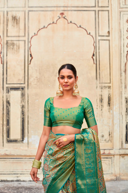 Beautiful Designer Occasion Wear Pure Pattu Silk With Full Zari Weaving Saree