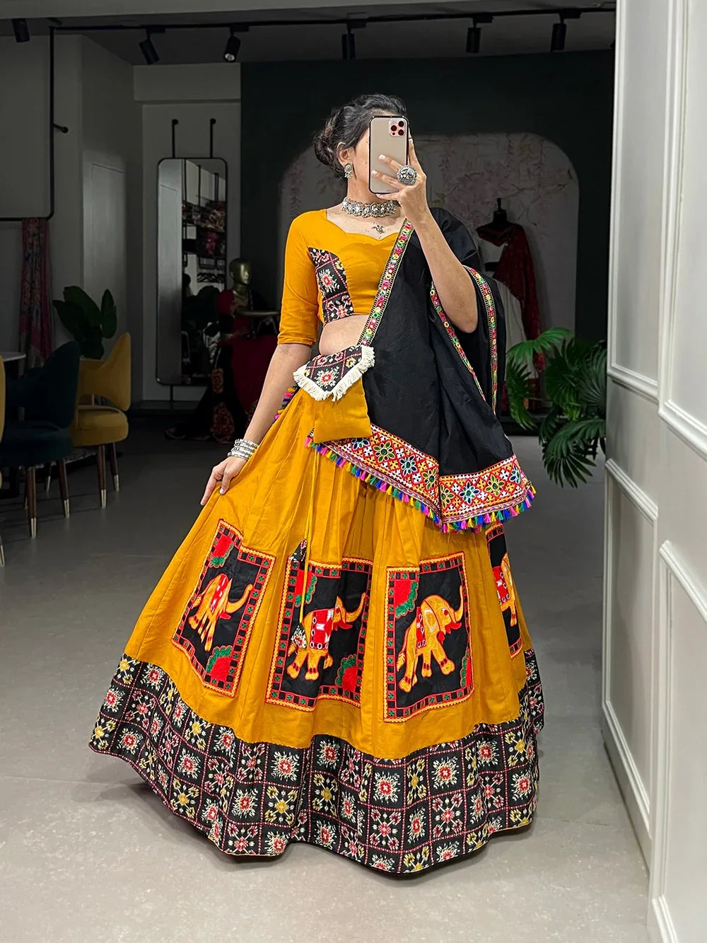 Navratri Wear Traditional Gamthi Mirror Work Lehenga Choli D.No. 1661 - Anant Exports