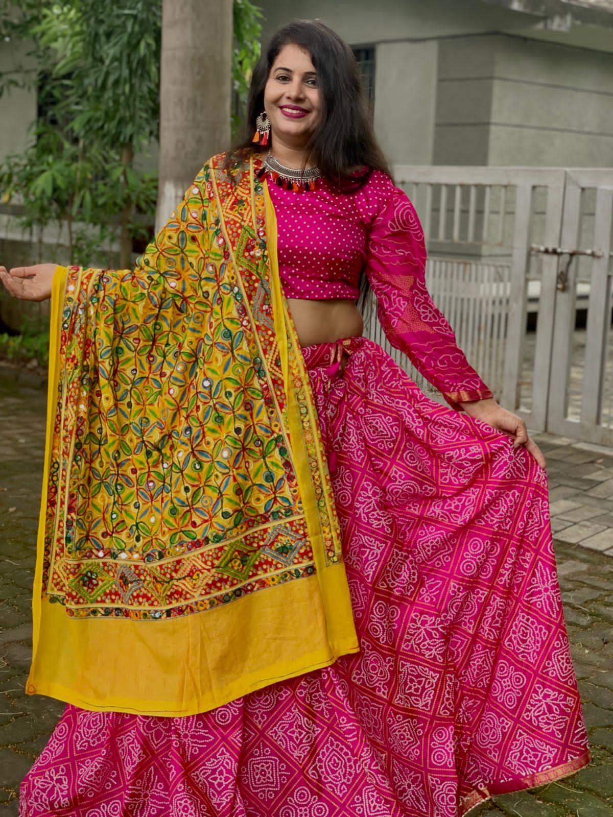 Pavitra Bandhej Navratri Lehenga Choli - Anant Exports