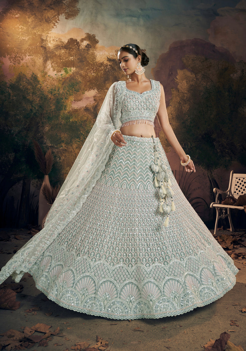 Beautiful Designer Wedding Wear Latest Bridal Lehenga Choli