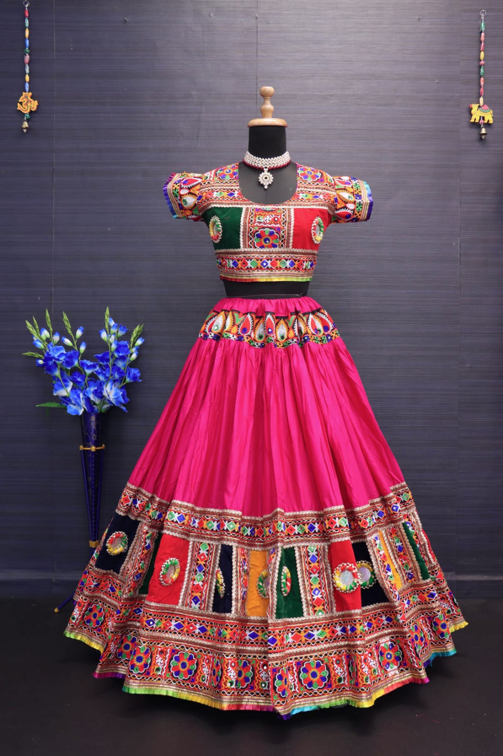 Navratri Traditional Beautiful Handmade Bangadi mirror Work Lehenga Choli