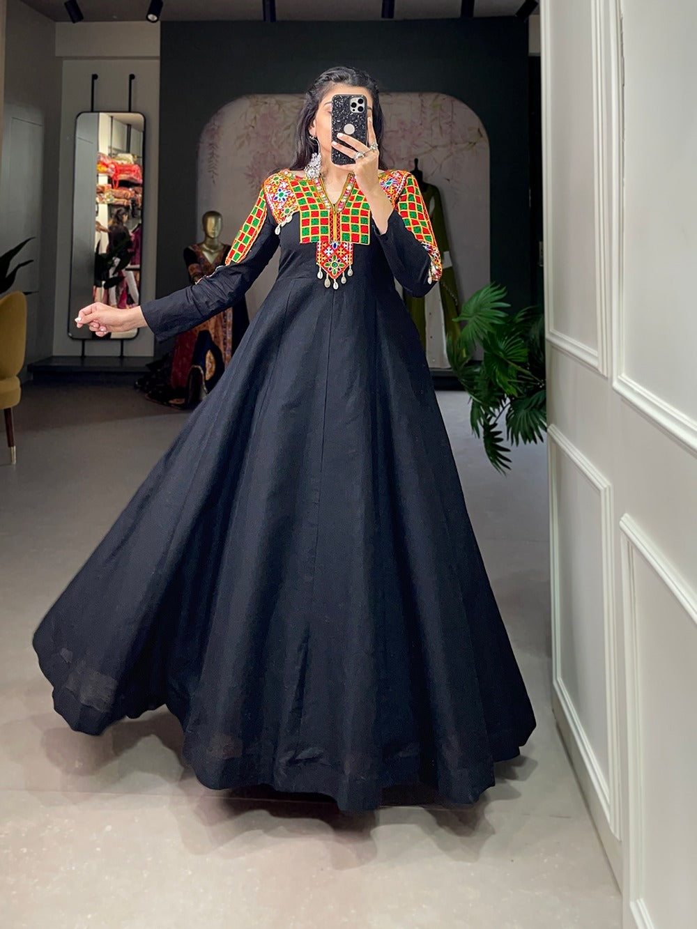 Navratri Special Traditional Looks For Lehenga choli Gamthi Work Dno 5701