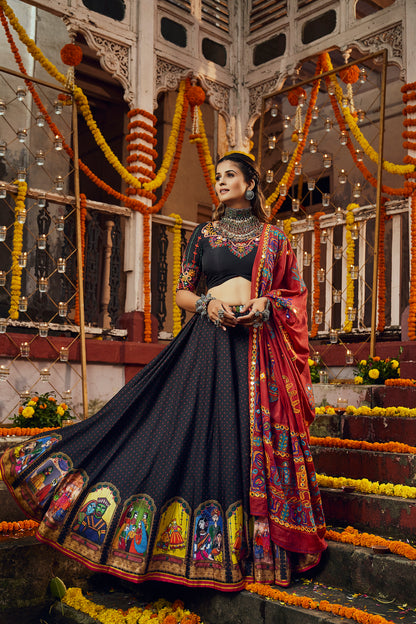 Maroon dupatta with aari work for Garba outfit
