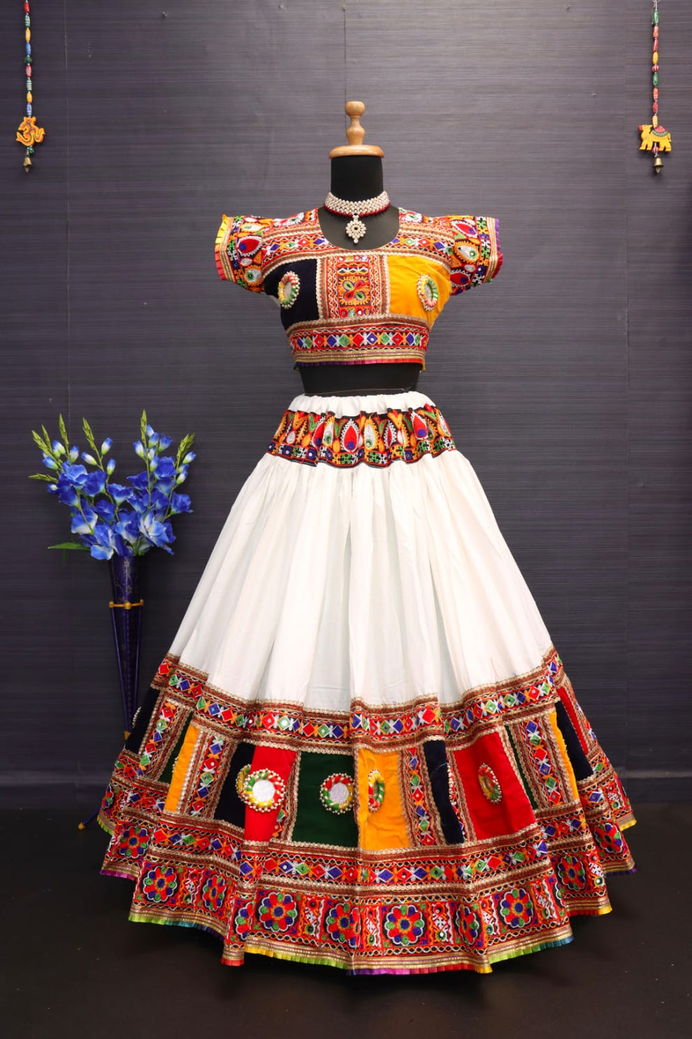 Navratri Traditional Beautiful Handmade Bangadi mirror Work Lehenga Choli