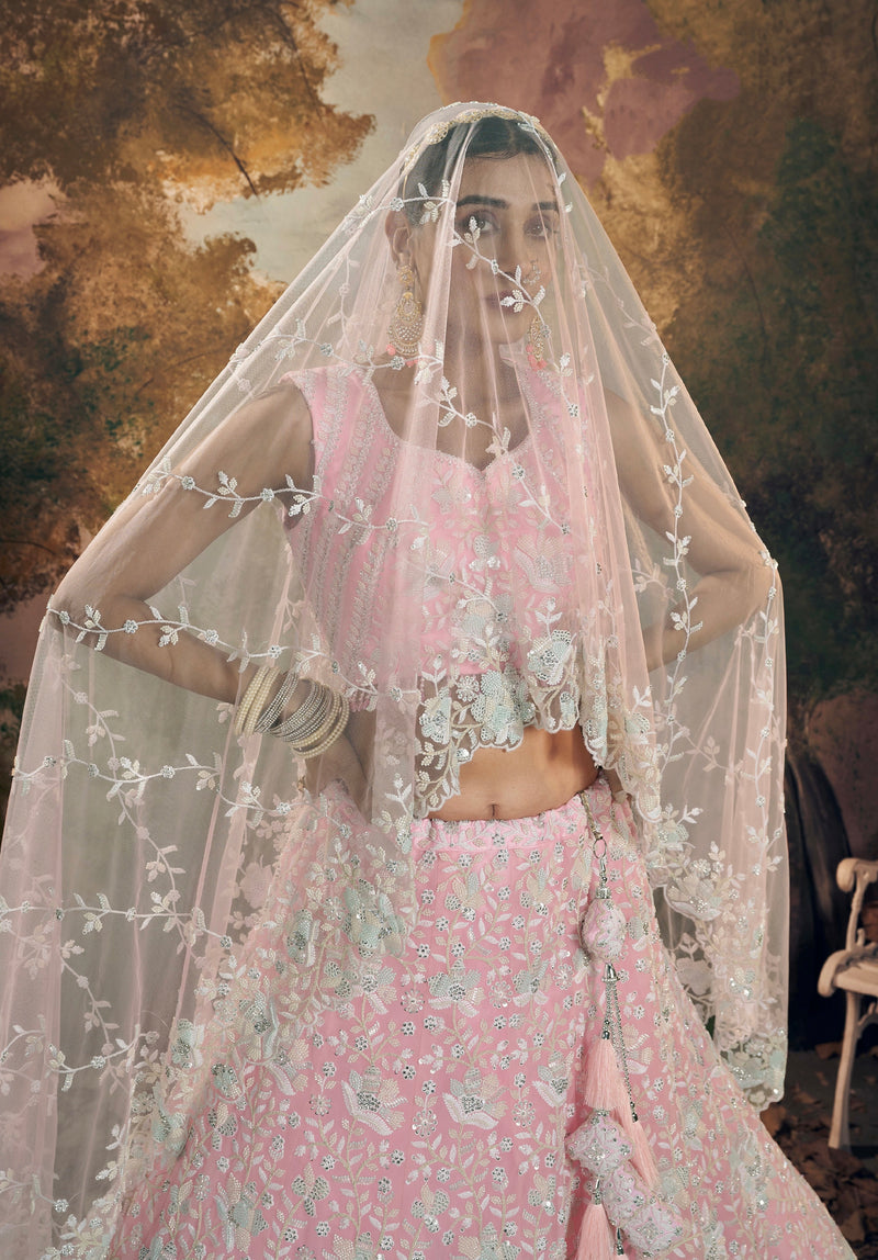 Beautiful Designer Wedding Wear Latest Bridal Lehenga Choli