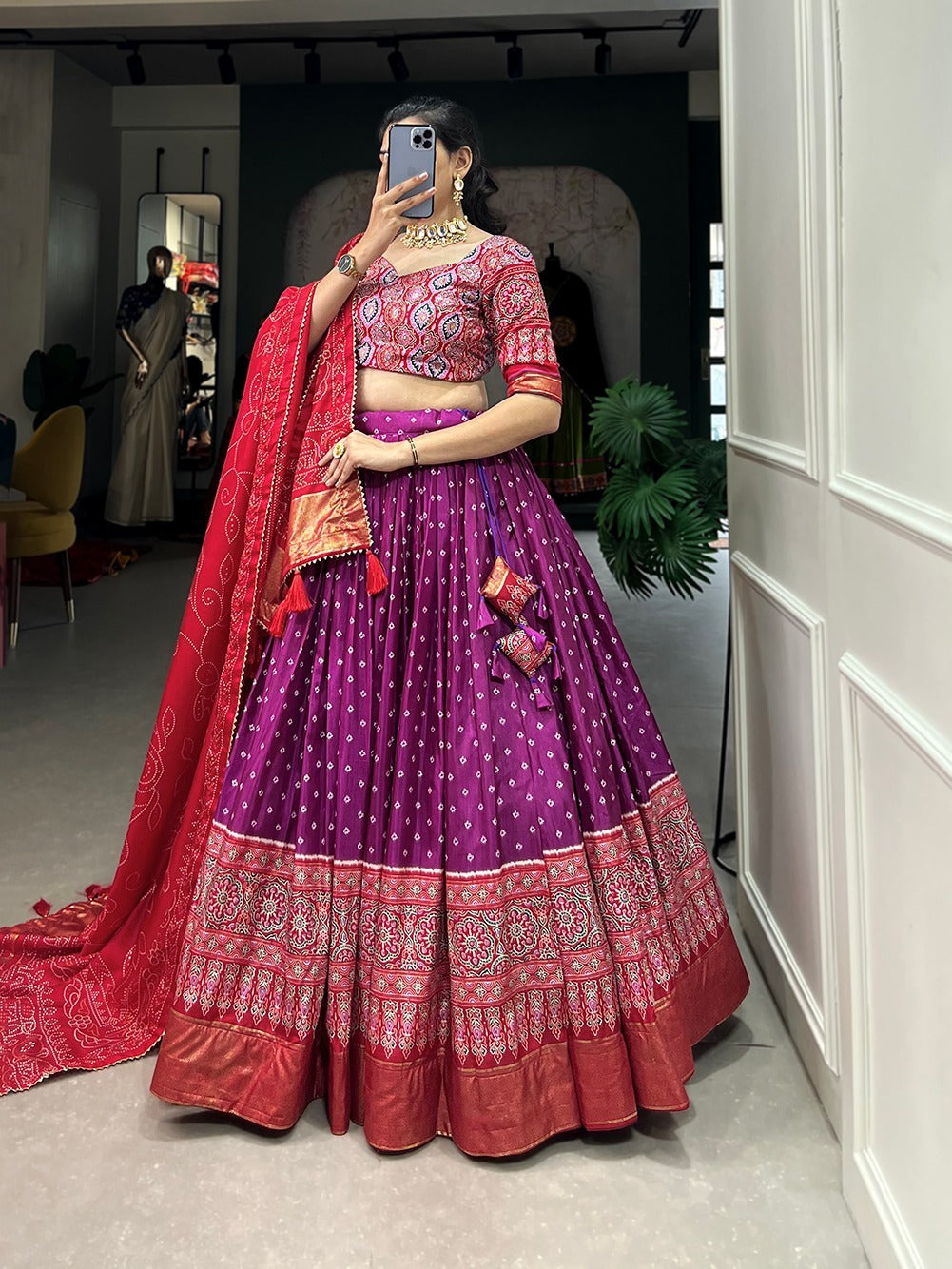 Trending Navaratri Lehenga Choli Collection dno 1686