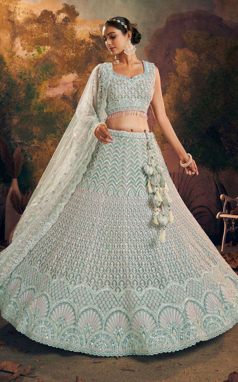 Beautiful Designer Wedding Wear Latest Bridal Lehenga Choli