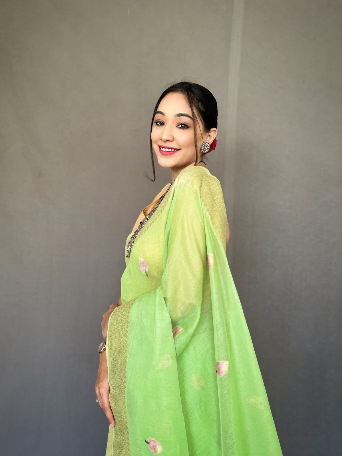 Party Wear Designer Lotus Pure Cotton Linen Saree