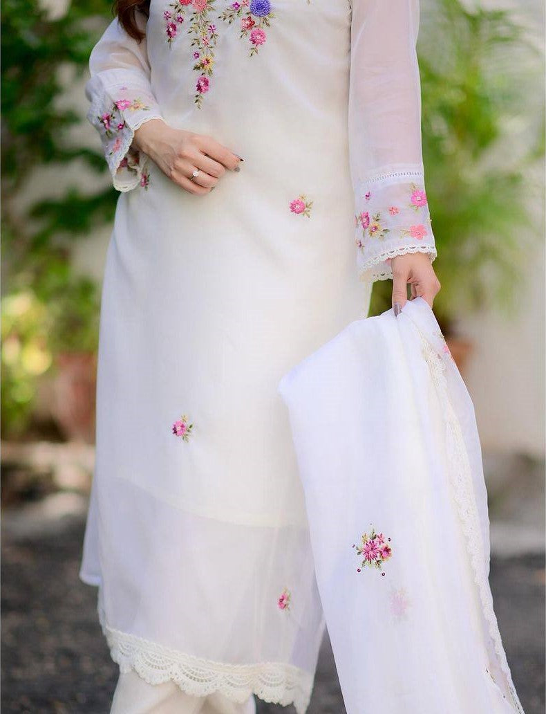 White Georgette Kurti Set with Floral Embroidery & Dupatta