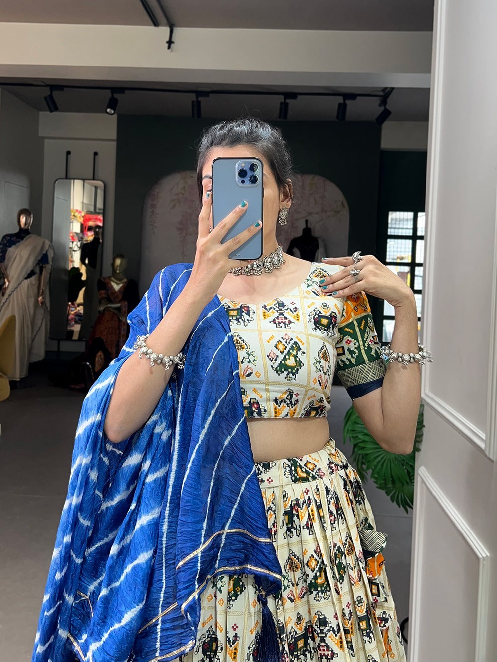 Navratri Garba Wear Lehenga Choli D.No. 1621