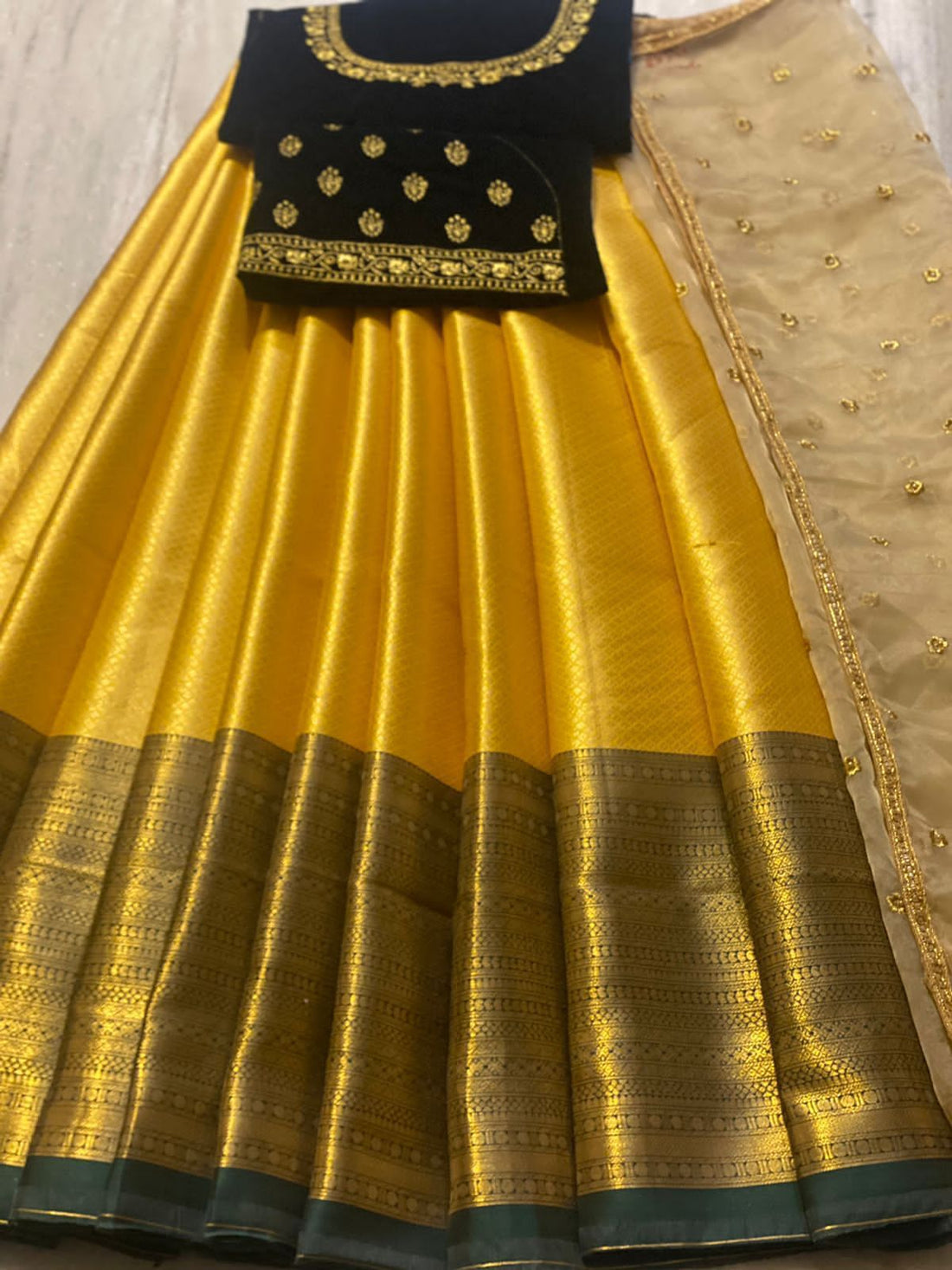 Beautiful Kanjiveram Silk Pure Zari HALF Saree with Blouse Along With Dupptta