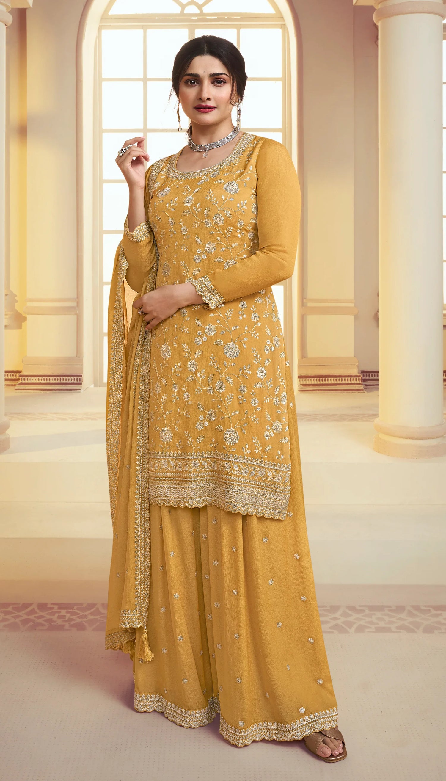 Sharara Dress: Designer Wedding Wear in Sharara Suit Category XXL Sharara Dress: Designer Wedding Wear in Sharara Suit Category XXL
