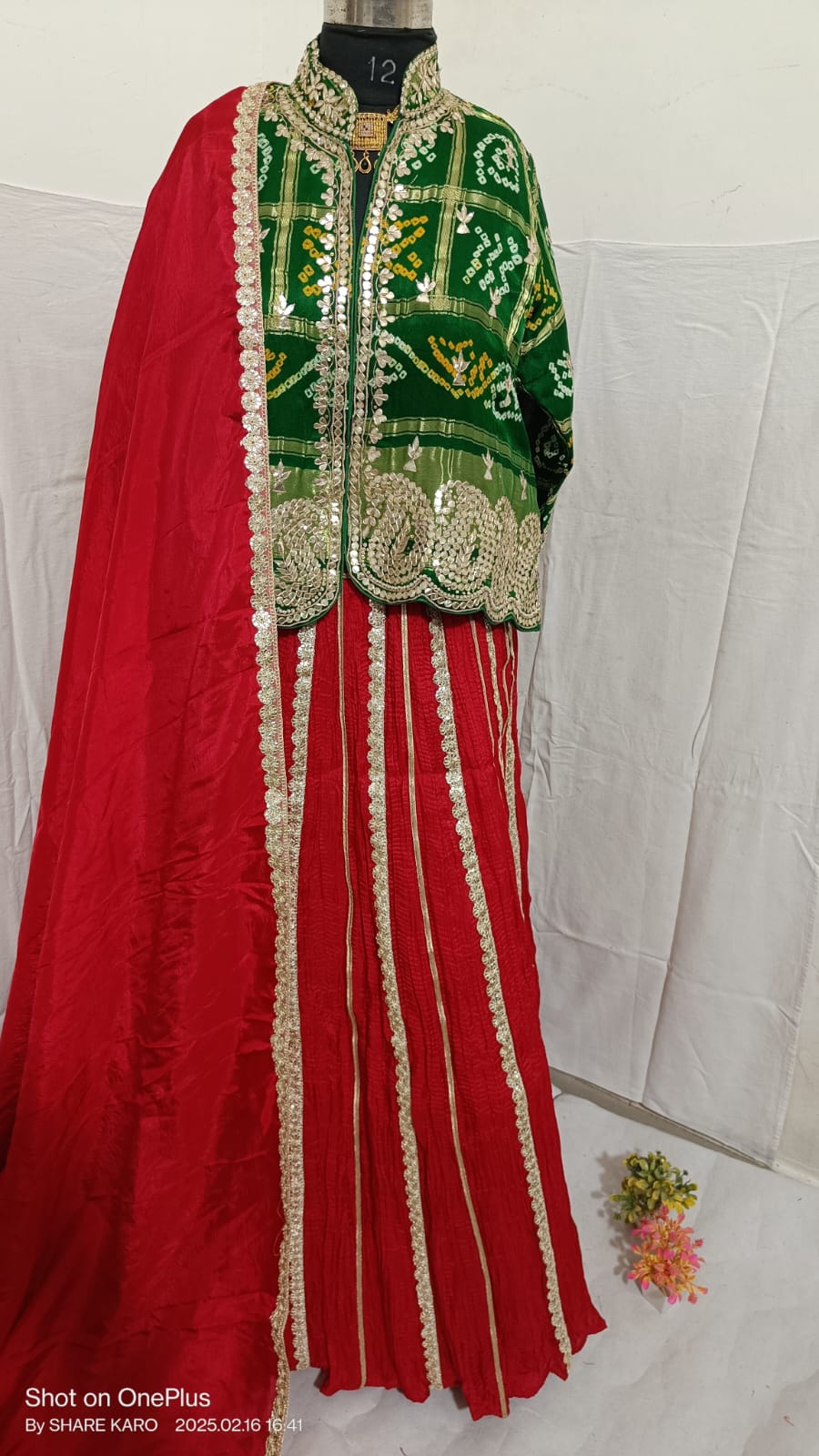 Red &amp; Green Pure Upada Crush Gajji Silk Gharchola Rajsthani Lehenga Choli 