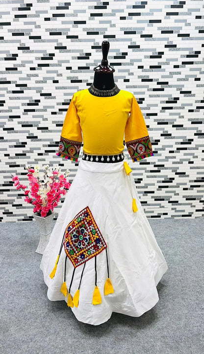 Kids Traditional Navratri Lehenga Choli - Anant Exports
