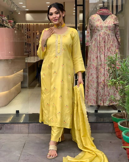 Yellow Viscose Chanderi Kurti Set with Organza Tebby Dupatta
