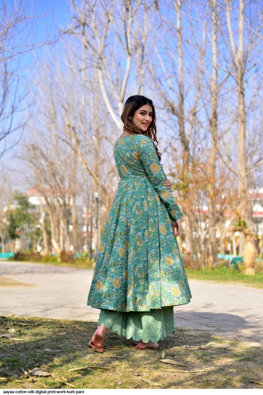 Kurti Set