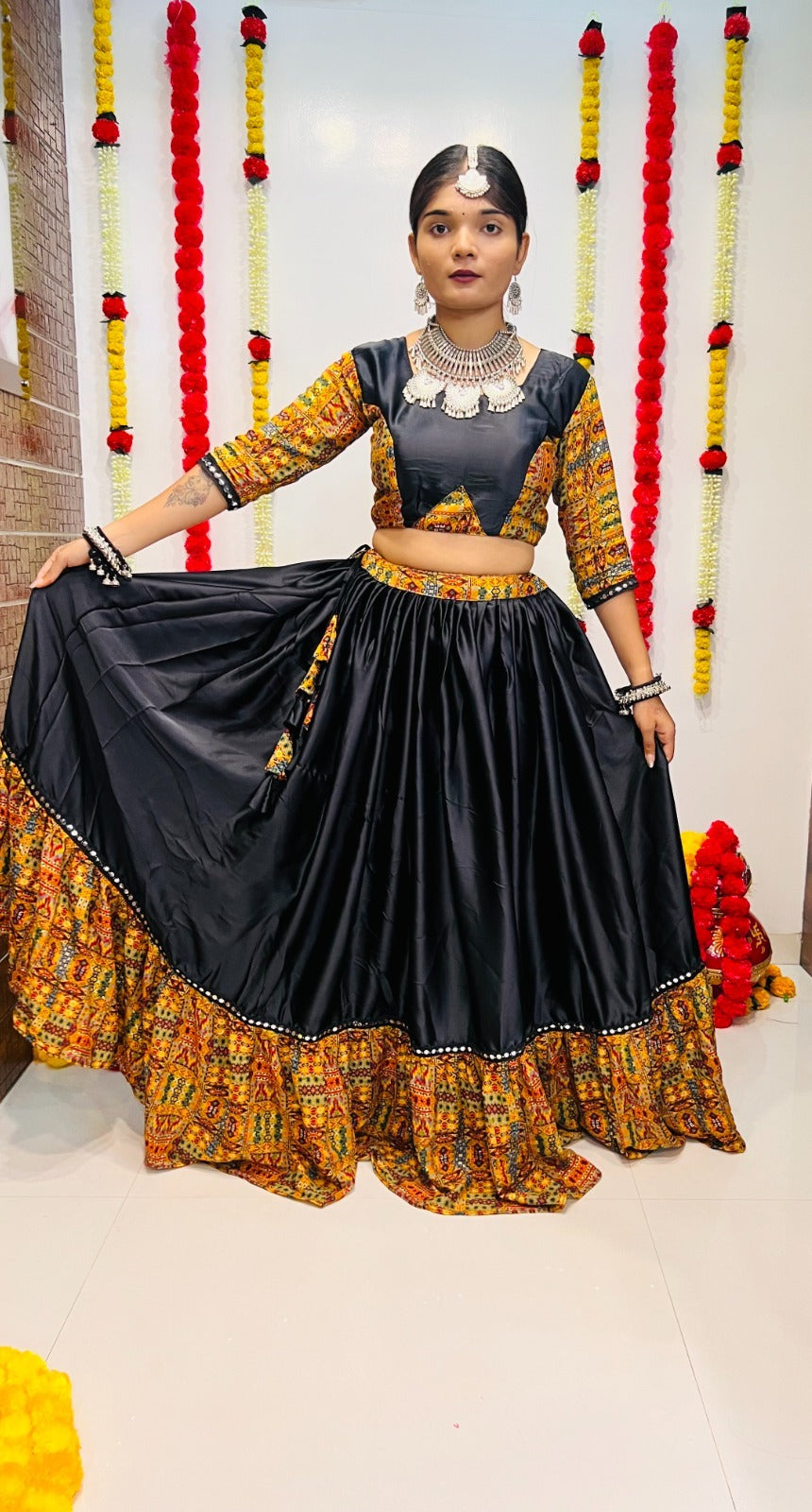 Navratri Special Traditional Looks For Lehenga choli Dno 7056