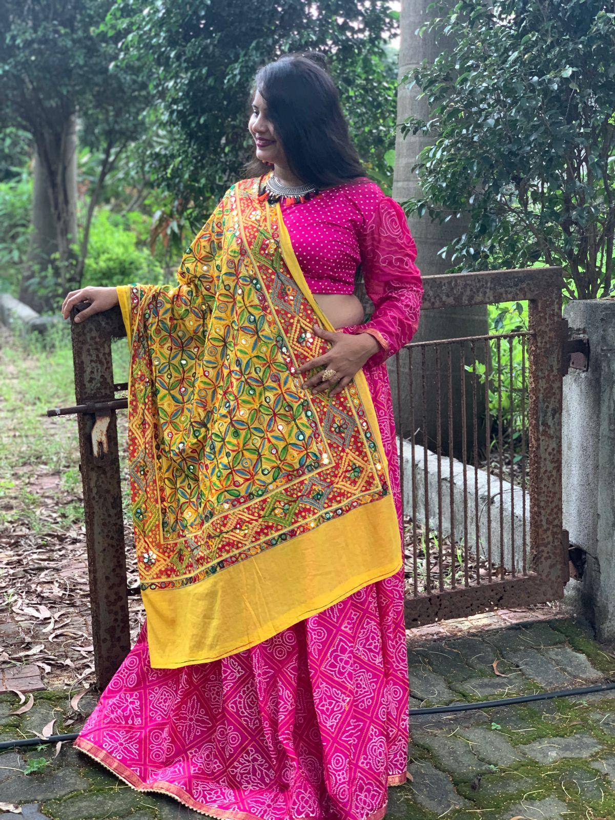 Pavitra Bandhej Navratri Lehenga Choli - Anant Exports
