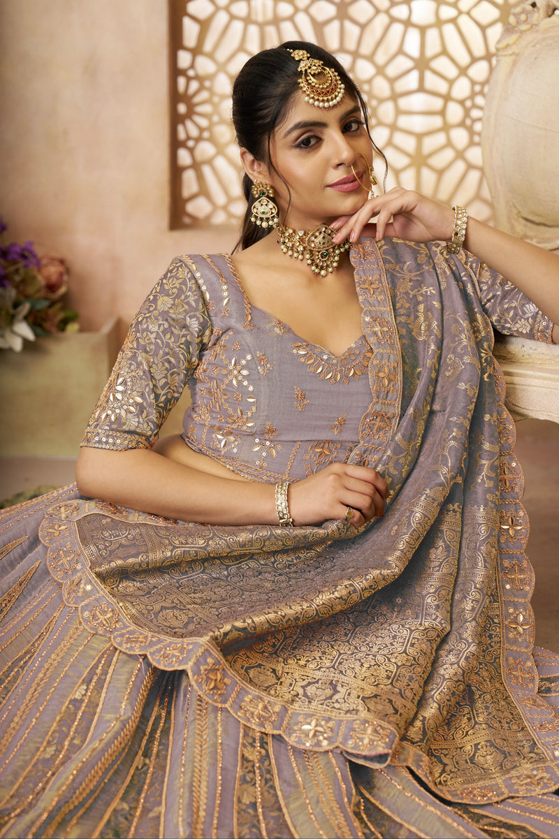 Pastel bridal lehenga with jacquard border detailing


