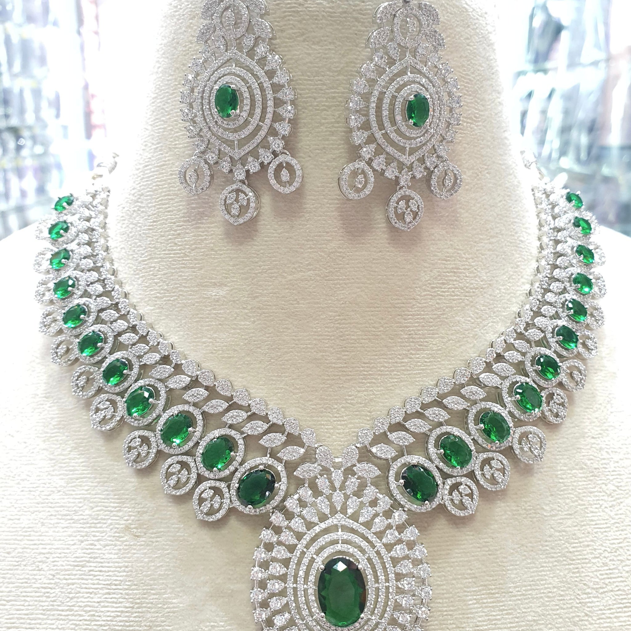 Silver green choker for wedding