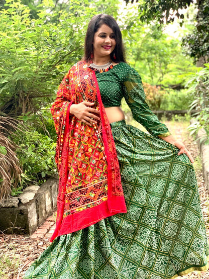 Pavitra Bandhej Navratri Lehenga Choli - Anant Exports