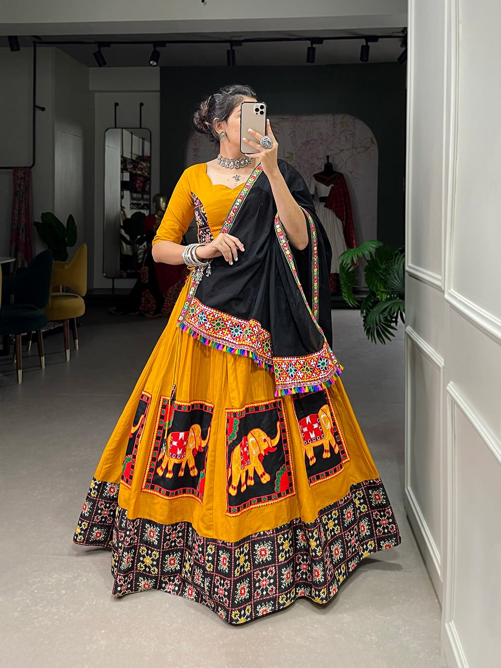 Navratri Wear Traditional Gamthi Mirror Work Lehenga Choli D.No. 1661