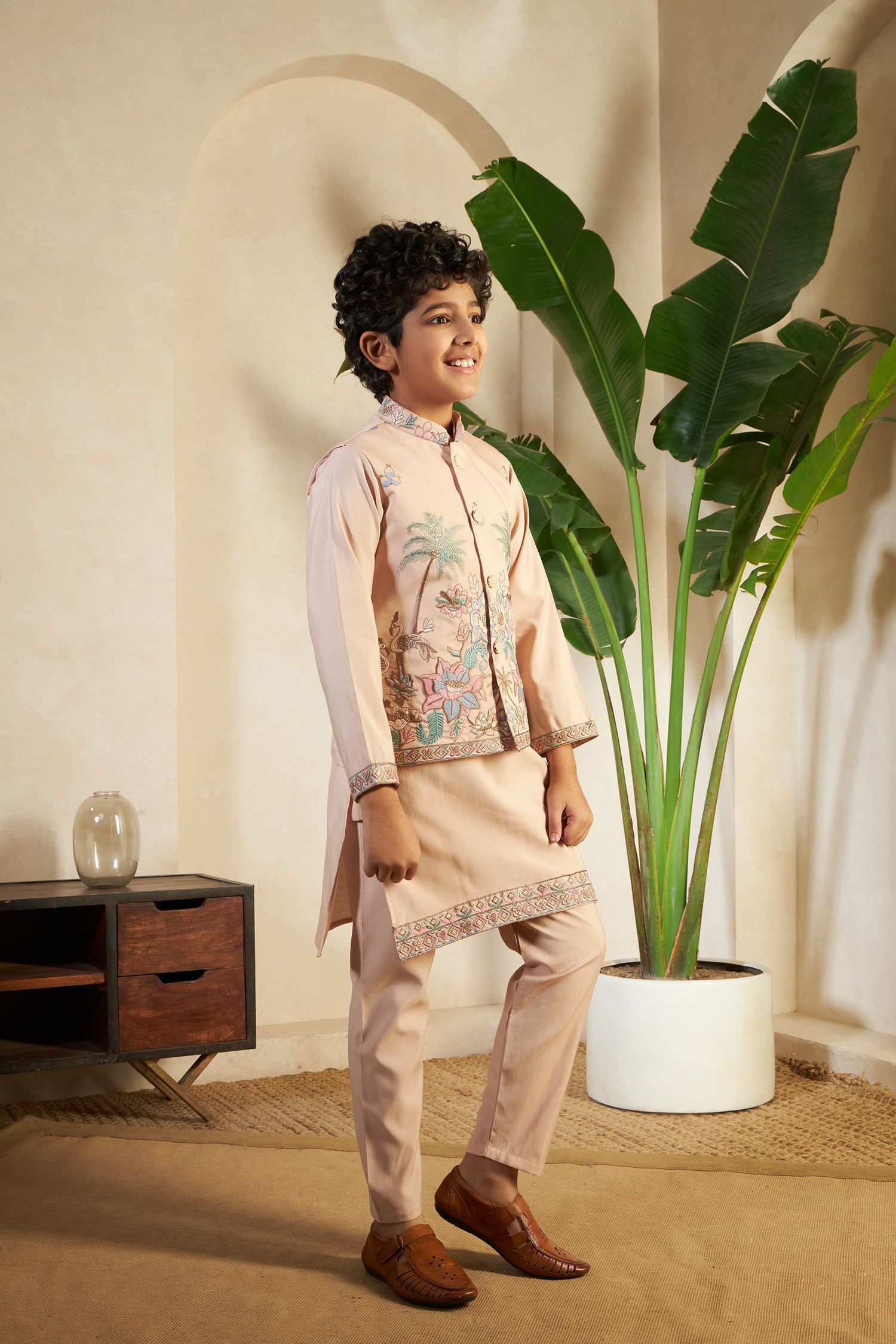 Chiku Pure Viscose Silk Silk Kids Boy Kurta Pajama With Koti Jacket 