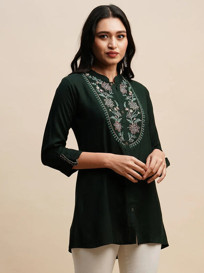TARINI VOL 02 FANCY WESTERN SHORT TOP D.NO. T1446 - Anant Exports