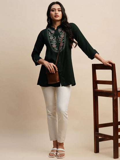 TARINI VOL 02 FANCY WESTERN SHORT TOP D.NO. T1446 - Anant Exports
