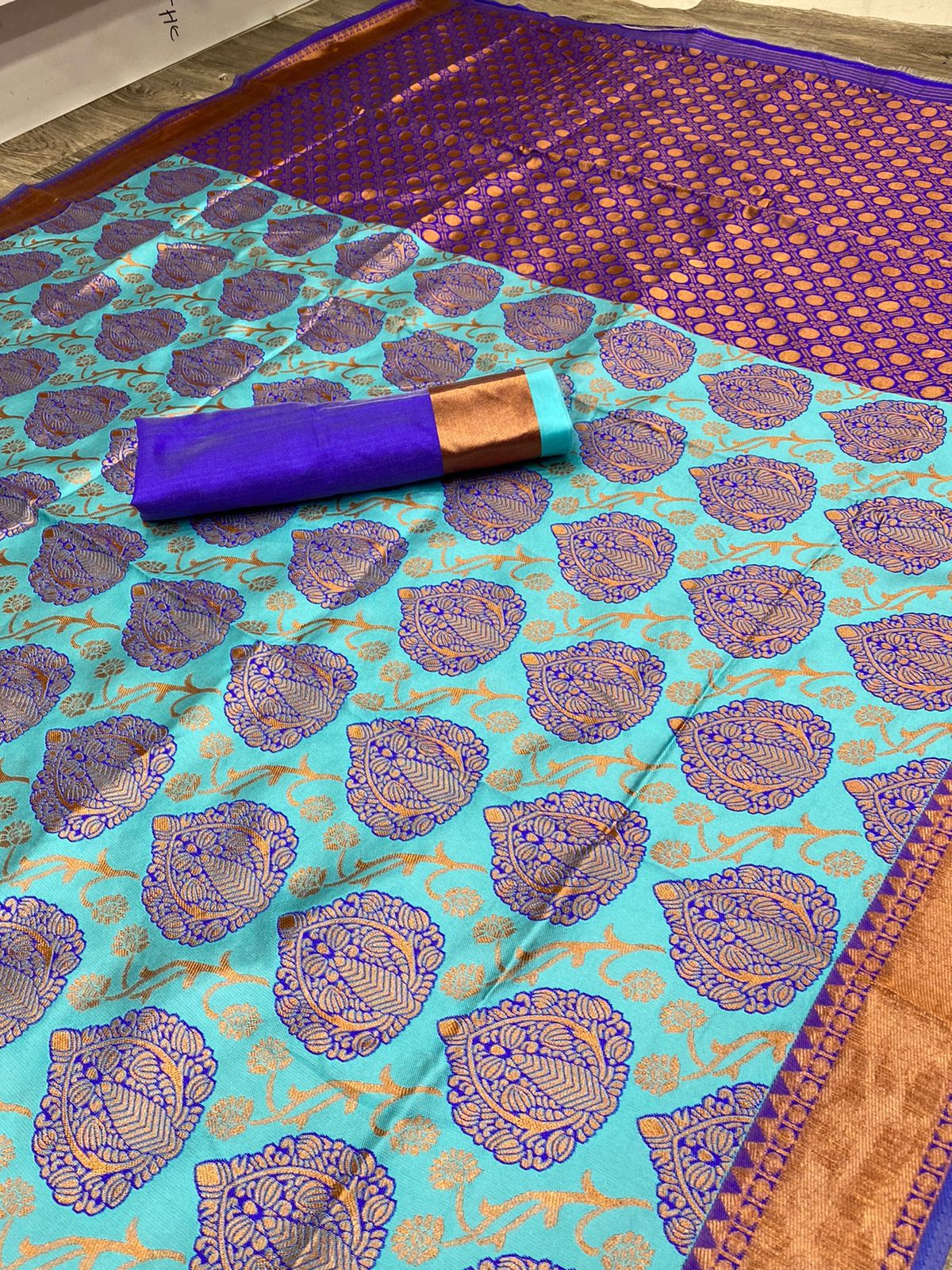 Lichi Silk Banarasi Saree Anantexports