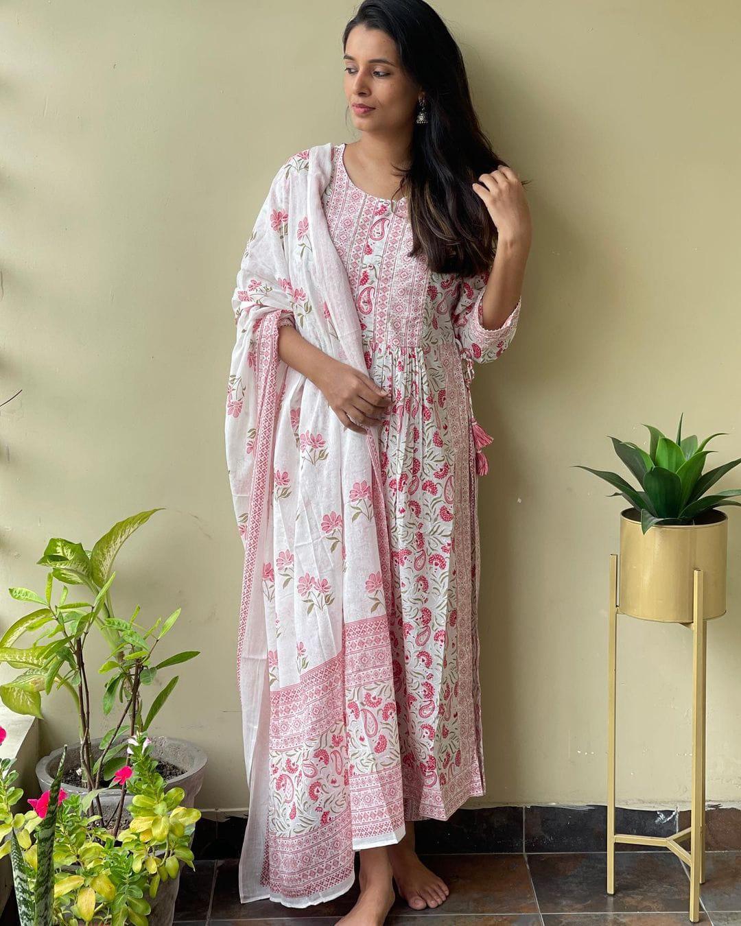 Party Wear Designer Nairacut Cotton Kurti With Pant Anant Tex Exports Private Limited