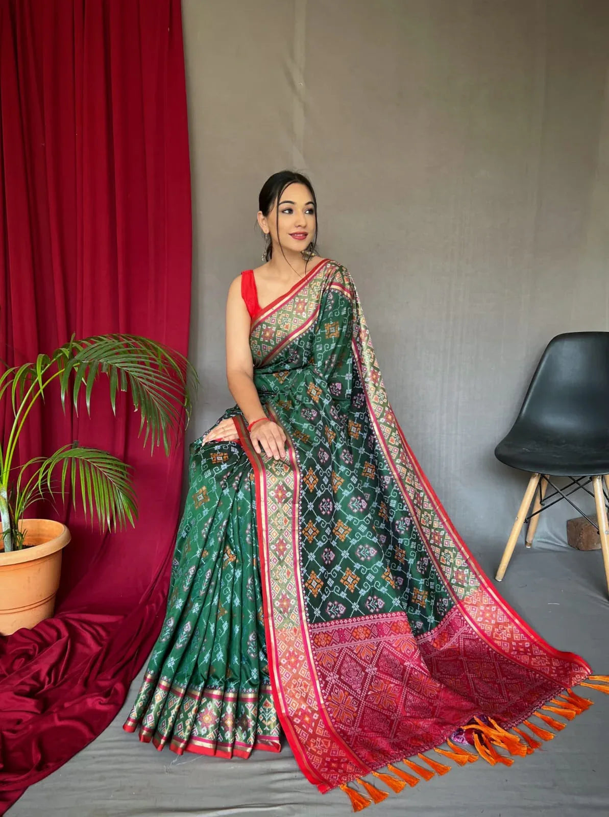 Beautiful Designer Rangeen Meenakari Patola Silk Saree Anant Tex Exports Private Limited