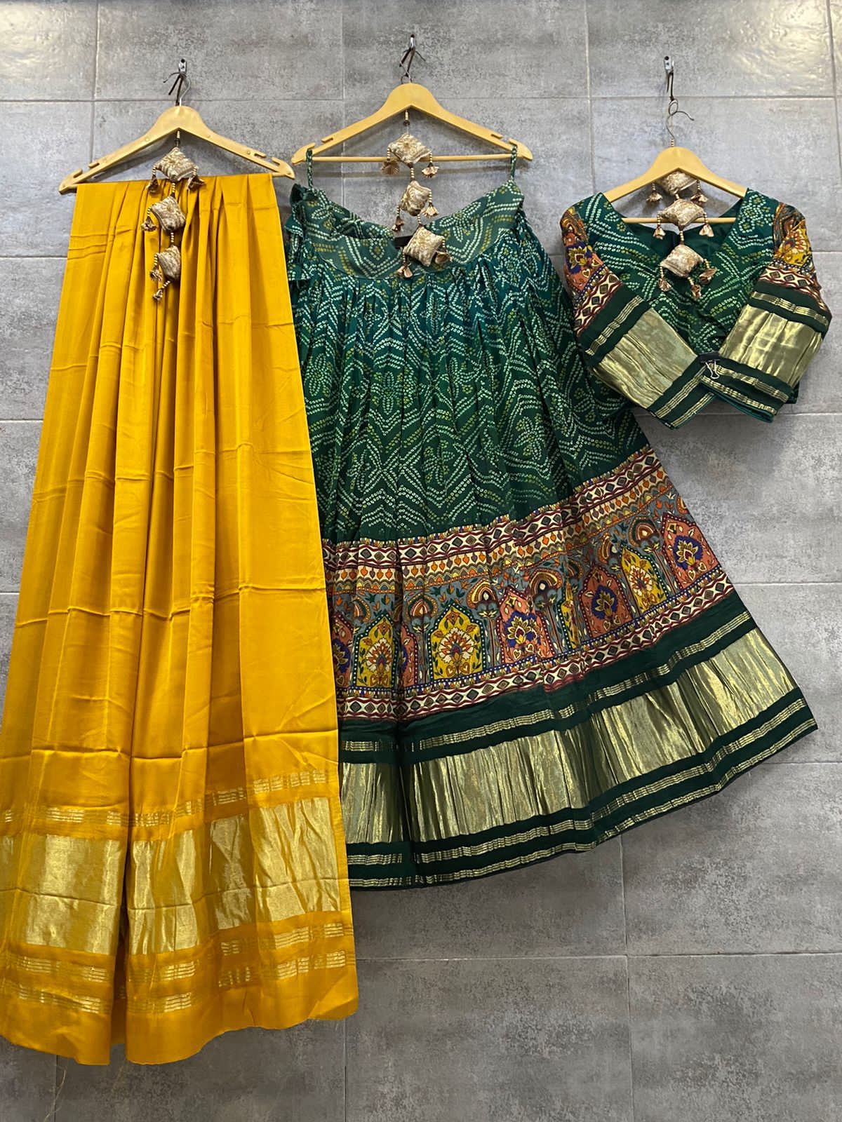 Pure gaji silk Navratri chaniya choli Anantexports