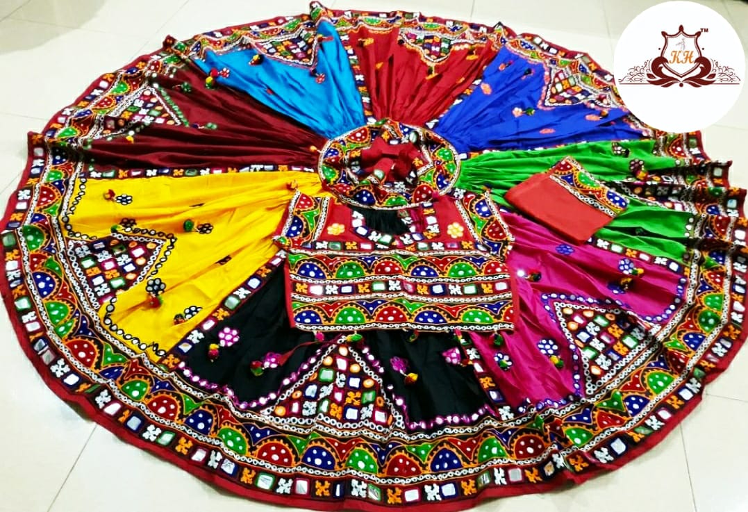 Navratri Gamthi Lehenga choli with Traditional Dupatta Anantexports