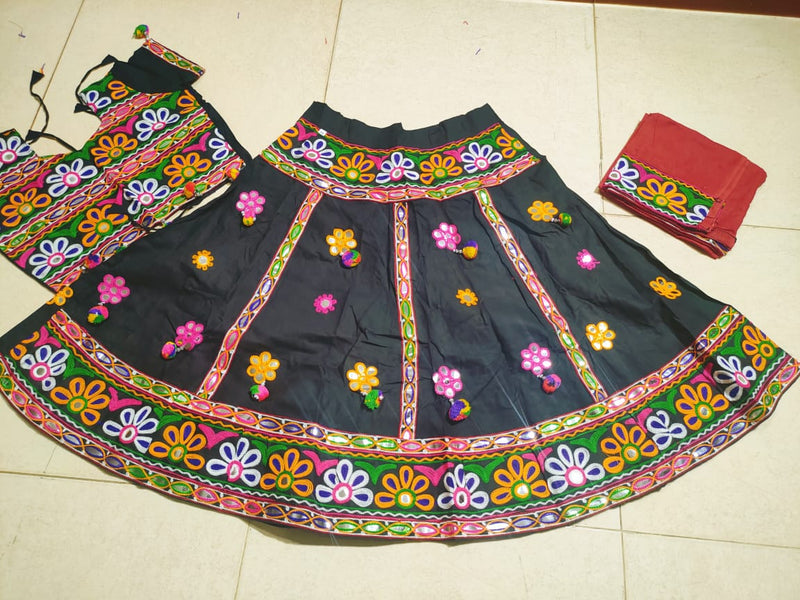 Kid's Navratri Lehenga Anantexports