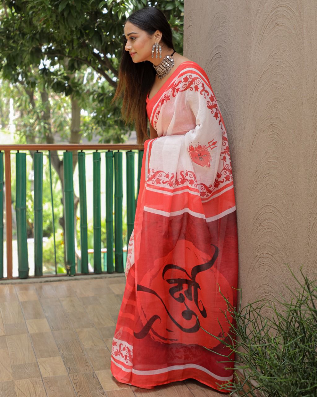 Devika  Plain Linen Saree Anant Tex Exports Private Limited