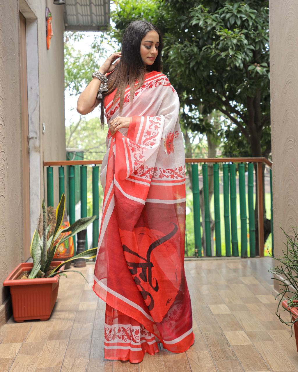 Devika  Plain Linen Saree Anant Tex Exports Private Limited