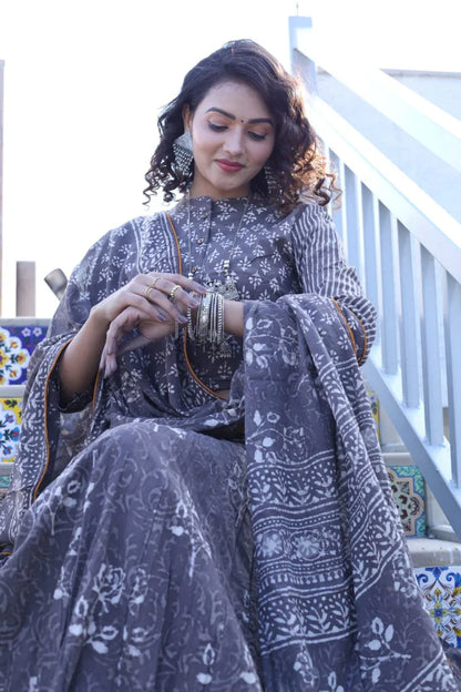 Designer Top &amp; skirt Printed Lehenga Anant Tex Exports Private Limited