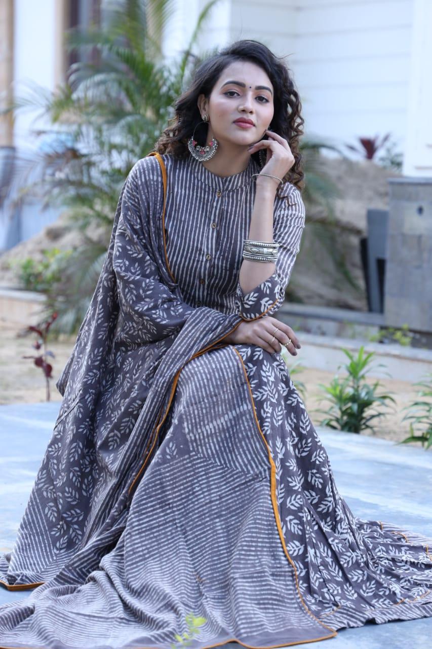 Designer Top &amp; skirt Printed Lehenga Anant Tex Exports Private Limited