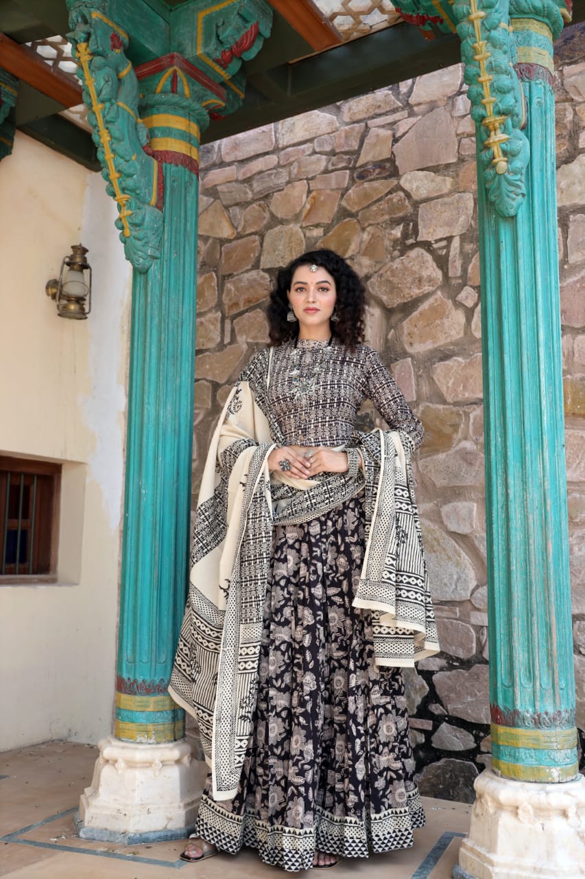 Designer Top & skirt Printed Lehenga Anant Tex Exports Private Limited