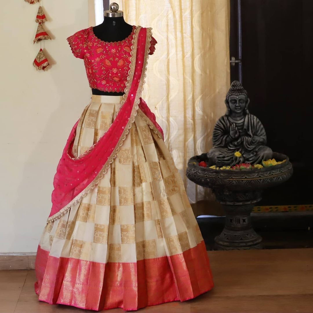Wedding Wear Banarasi Lehenga Choli Anant Tex Exports Private Limited