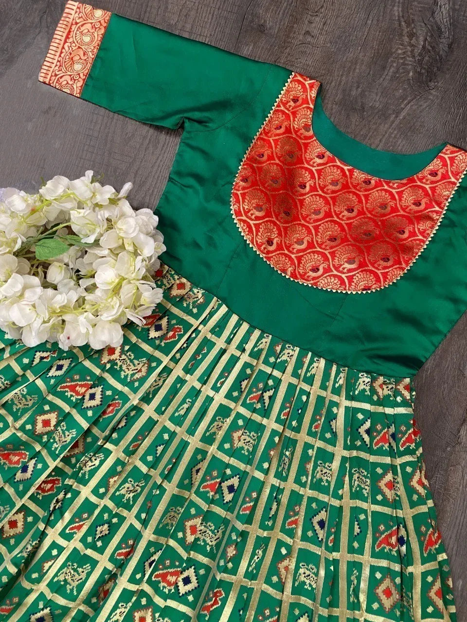 Party Wear Designer Banarasi Silk Kurti Gwon Anant Tex Exports Private Limited