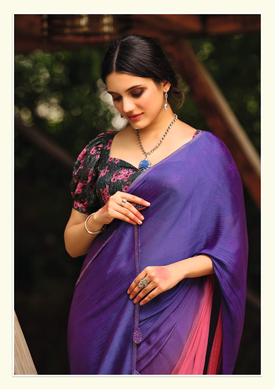 ARUNA 3D VELVET CHIFFON SAREE Anant Tex Exports Private Limited