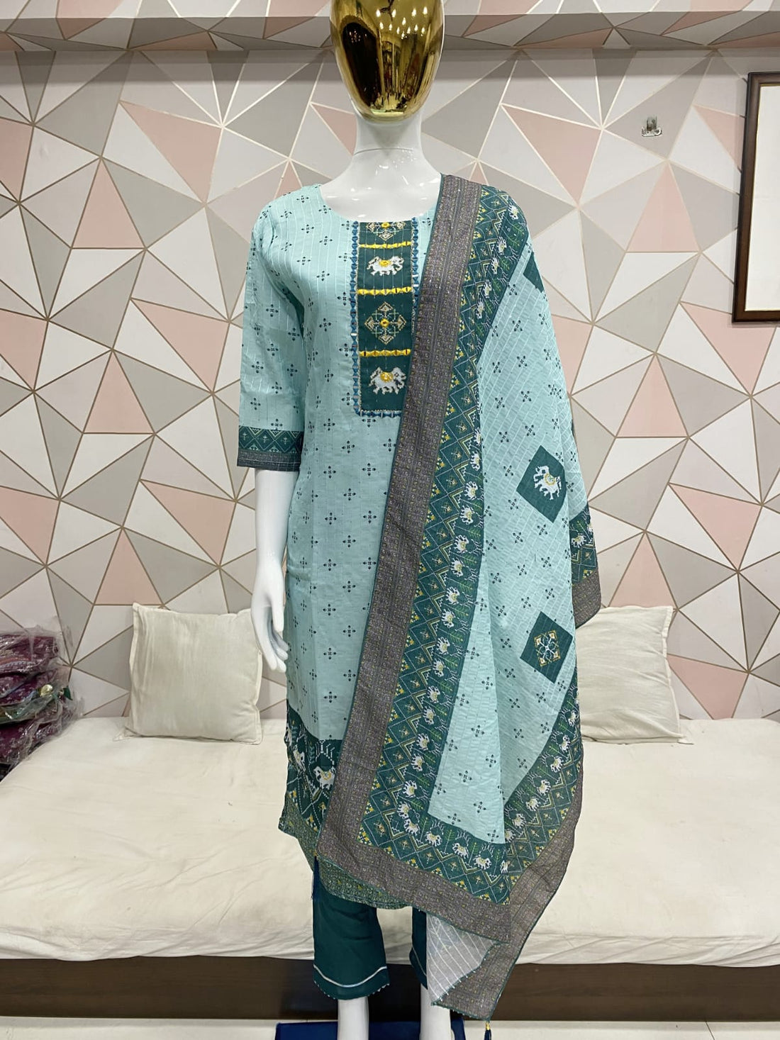 MUSLIN WITH SEQUENCE KURTI AND PANT Anant Tex Exports Private Limited