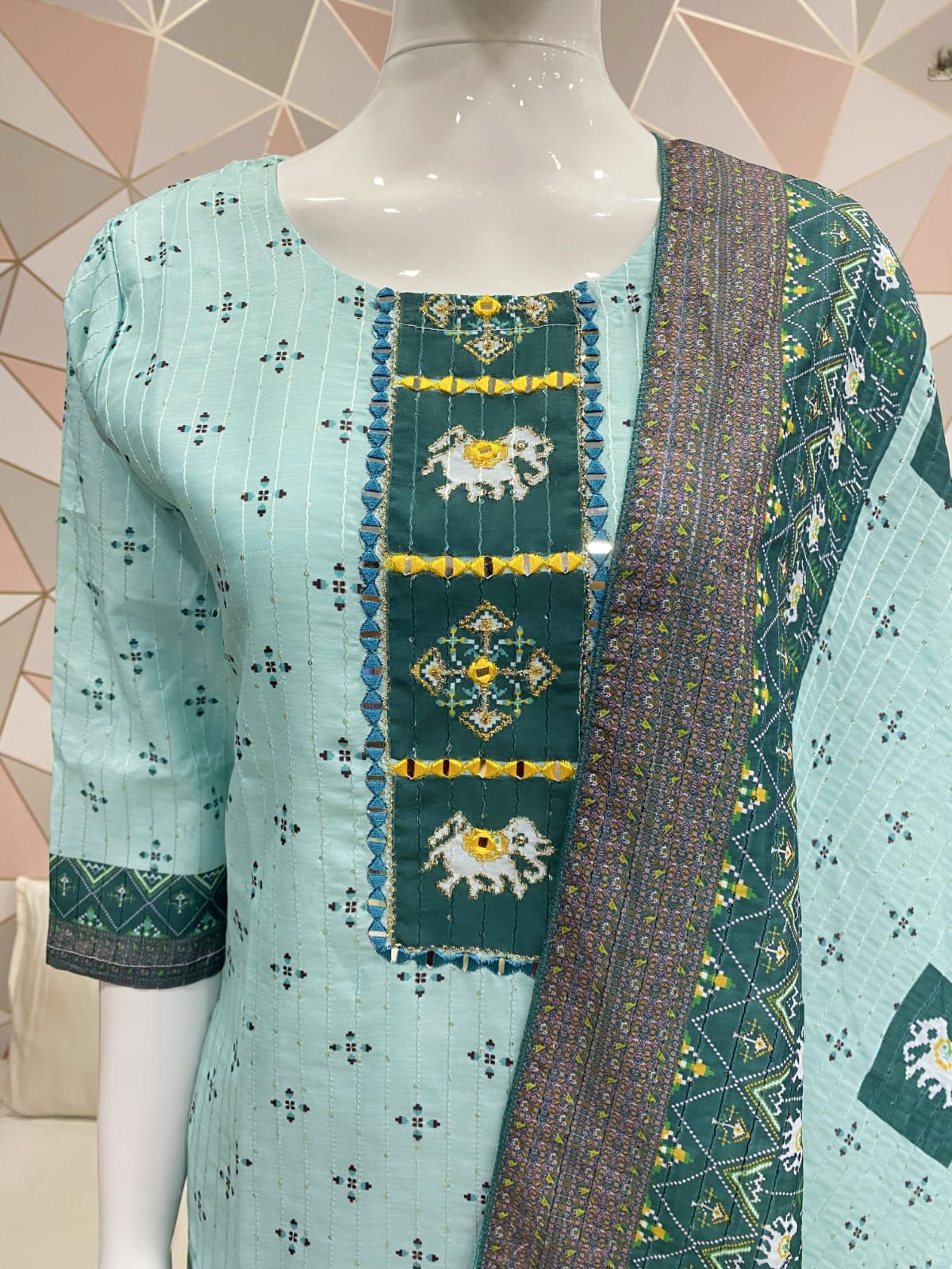 MUSLIN WITH SEQUENCE KURTI AND PANT Anant Tex Exports Private Limited