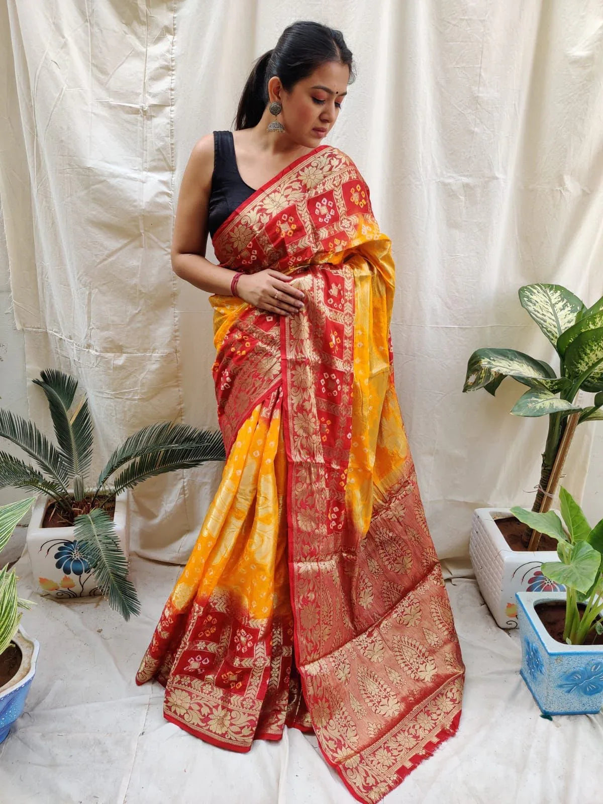 PAVITRA ZIGZAG JAIPURI SILK BANDHANI SAREE Anant Tex Exports Private Limited