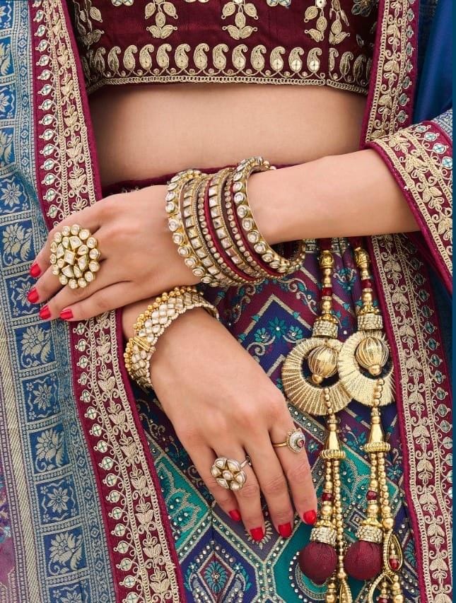 ROYAL VOL 29 DESIGNER LEHENGA D.NO -1015 Anant Tex Exports Private Limited